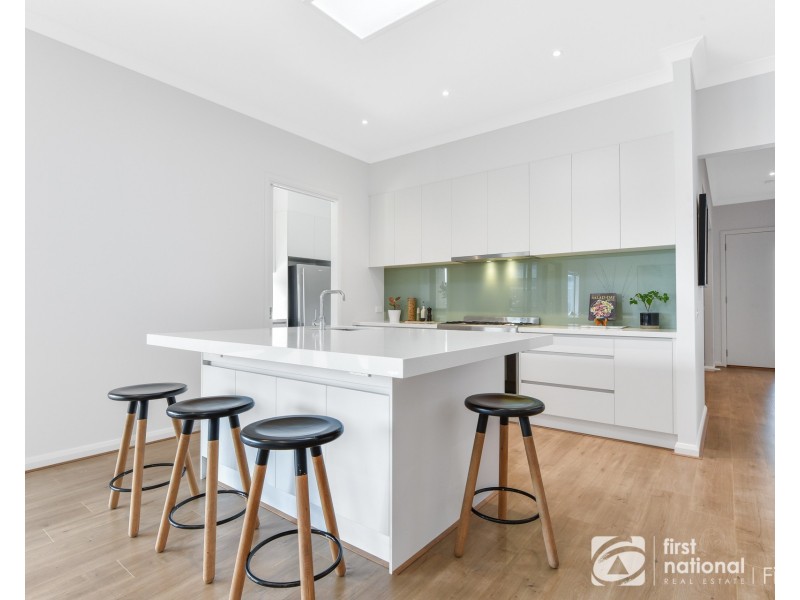 12 Pelham Drive, Clyde VIC 3978