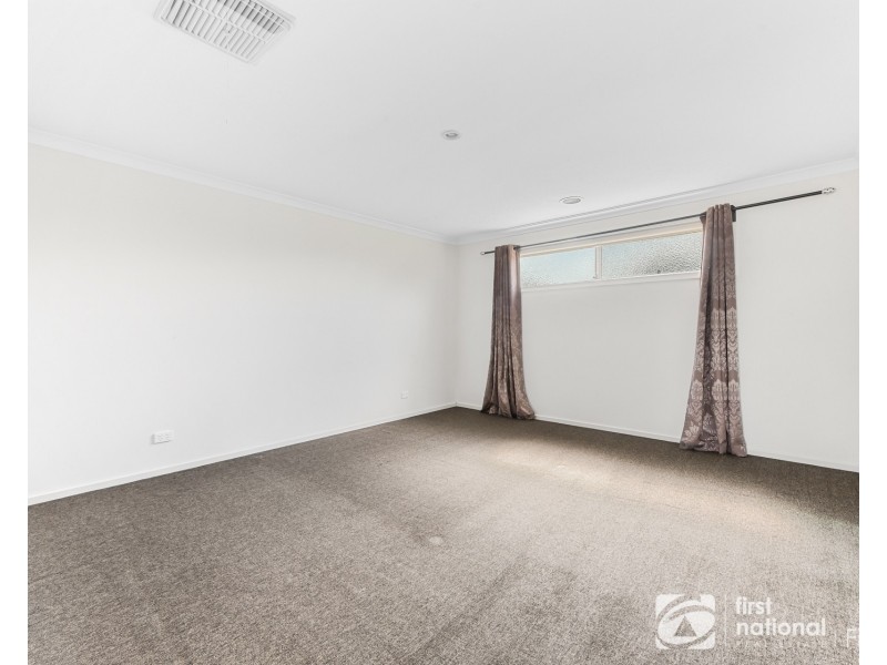 72a Norfolk Drive, Narre Warren VIC 3805