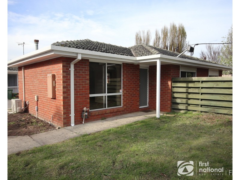 1/215 Sladen Street, Cranbourne VIC 3977