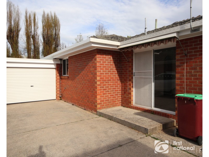 1/215 Sladen Street, Cranbourne VIC 3977