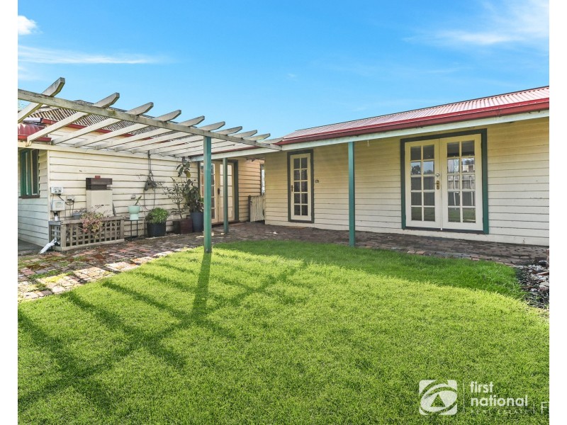 12 Lecky Street, Cranbourne VIC 3977