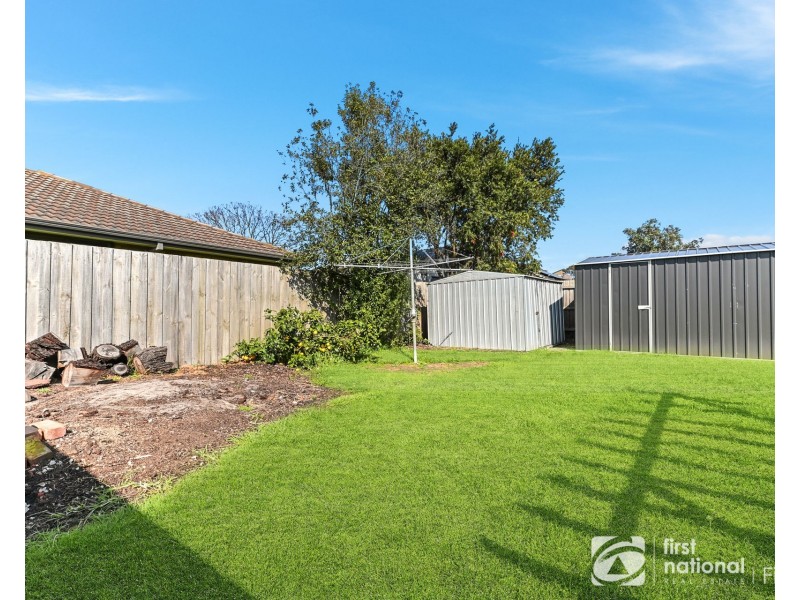 12 Lecky Street, Cranbourne VIC 3977