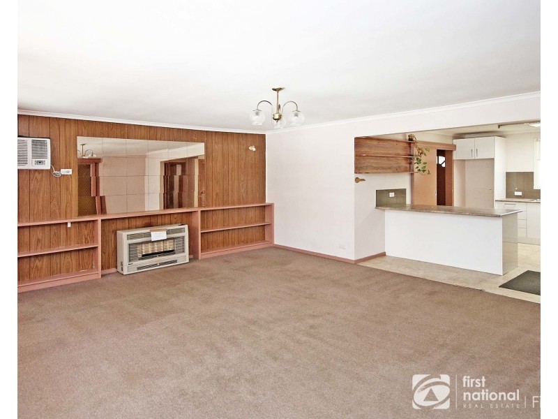 12 Roma Avenue, Cranbourne VIC 3977