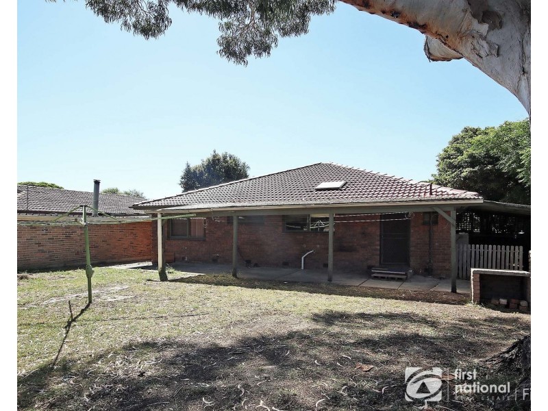 12 Roma Avenue, Cranbourne VIC 3977