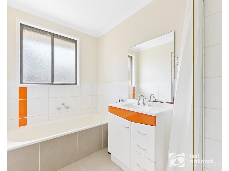 3 Valerie Drive, Cranbourne VIC 3977