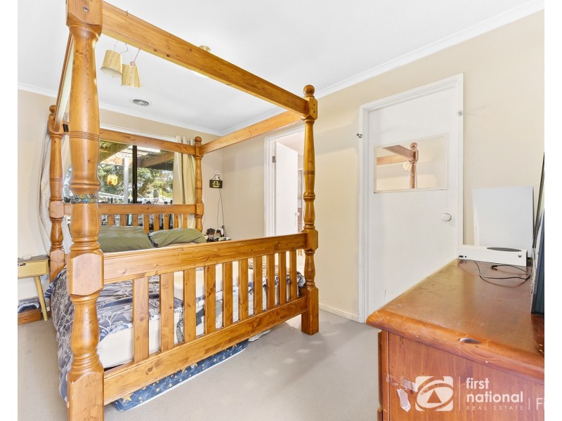 3 Valerie Drive, Cranbourne VIC 3977