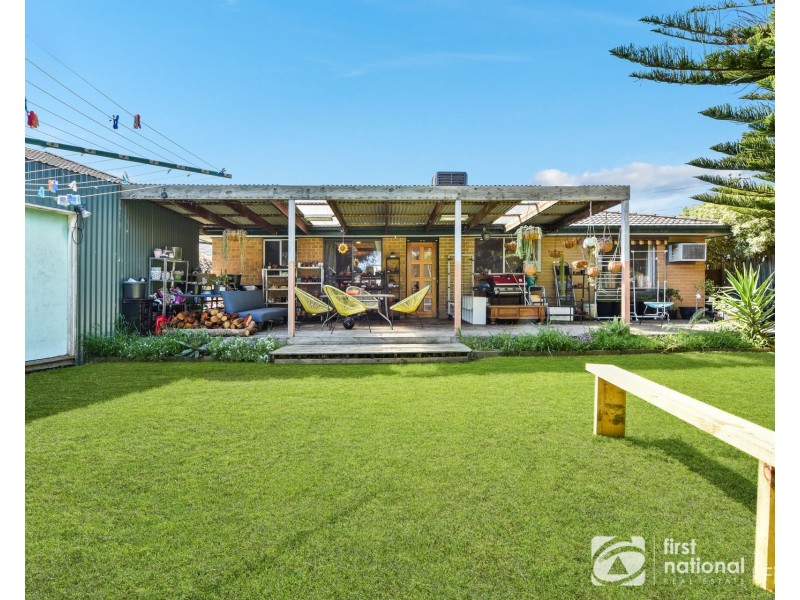 3 Valerie Drive, Cranbourne VIC 3977