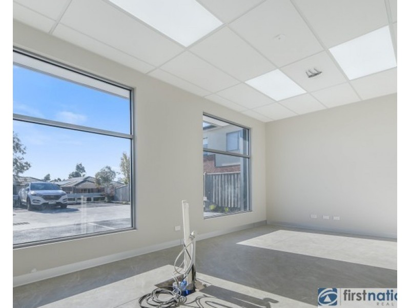 3/31 Linden Tree Way, Cranbourne North VIC 3977