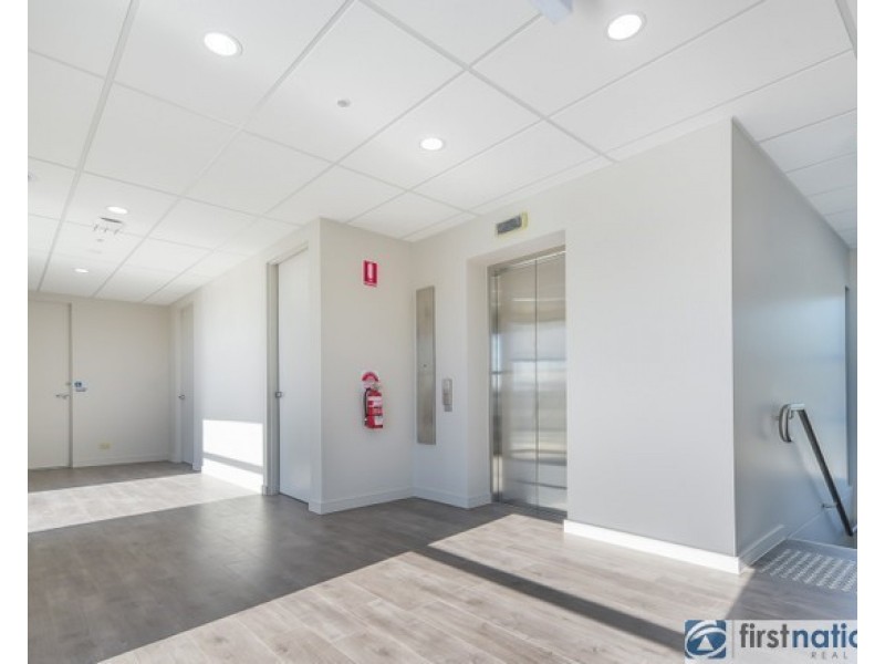 3/31 Linden Tree Way, Cranbourne North VIC 3977