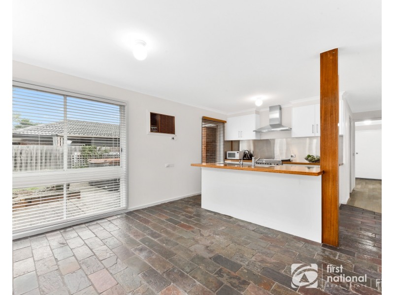 115 Endeavour Drive, Cranbourne North VIC 3977