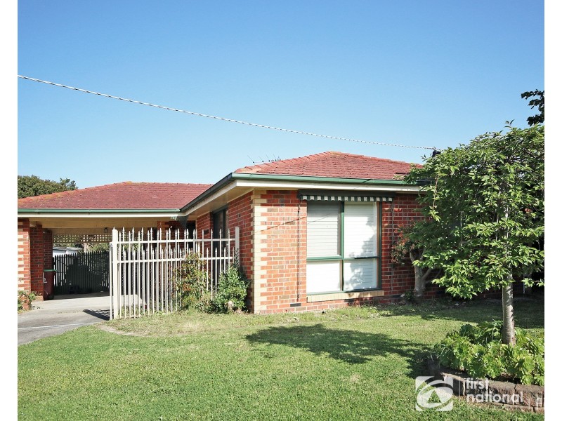 7 Plaistow Court, Cranbourne North VIC 3977