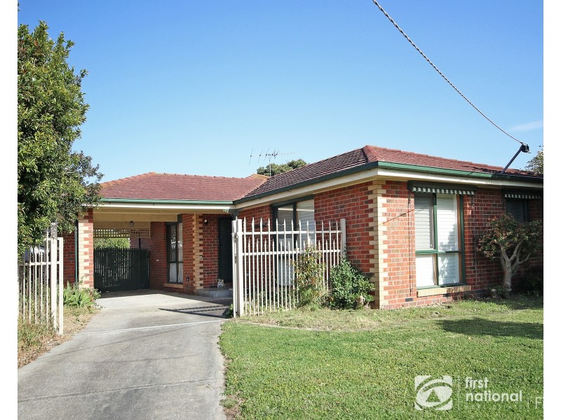 7 Plaistow Court, Cranbourne North VIC 3977