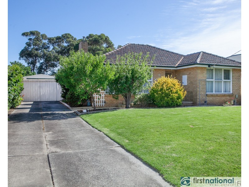 15 Bakewell Street, Cranbourne VIC 3977