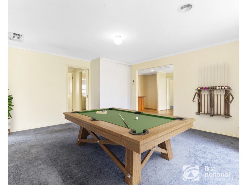 68. Cherryhills Drive, Cranbourne VIC 3977