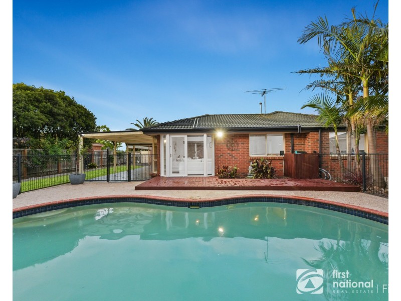 7 Huntingdale Close, Cranbourne VIC 3977