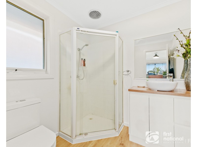 7 Huntingdale Close, Cranbourne VIC 3977