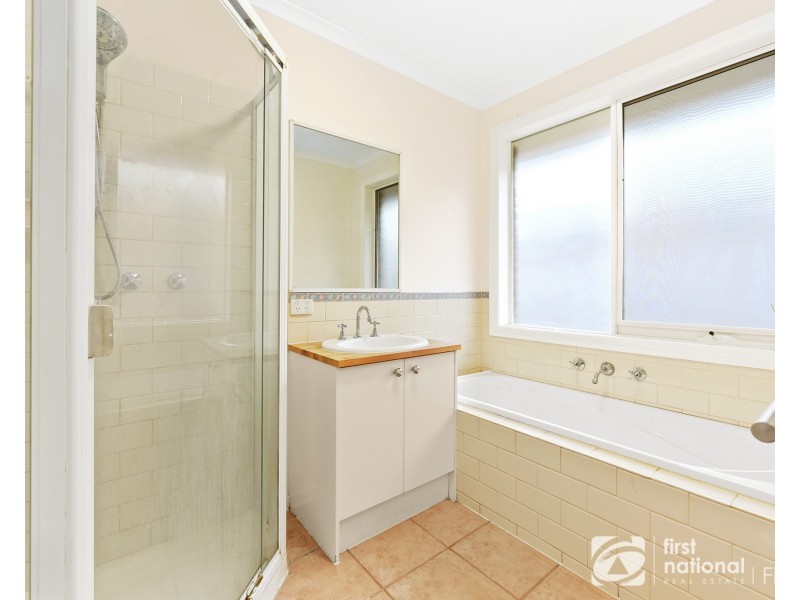 7 Huntingdale Close, Cranbourne VIC 3977