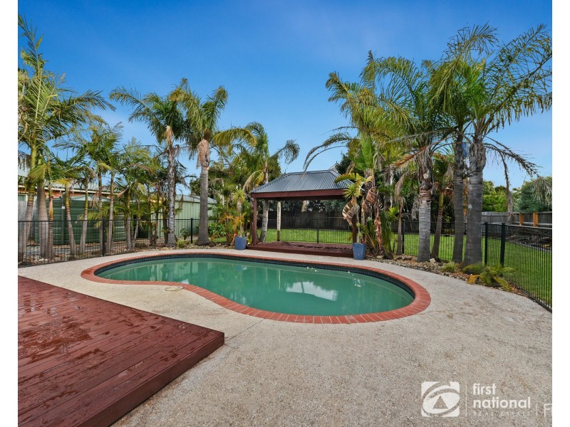 7 Huntingdale Close, Cranbourne VIC 3977