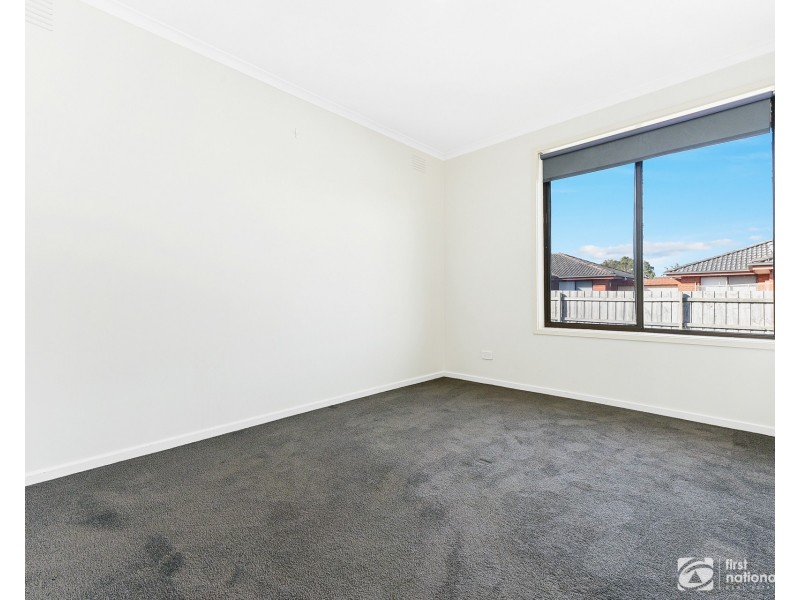 1/9 Walter Street, Cranbourne VIC 3977