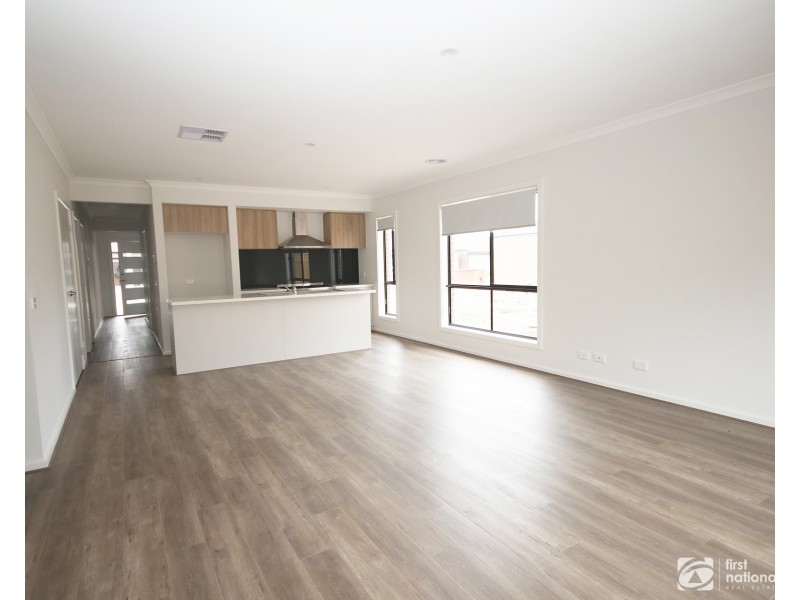 17 Blainey Way, Officer VIC 3809