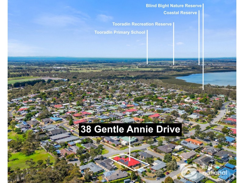 38 Gentle Annie Drive, Blind Bight VIC 3980