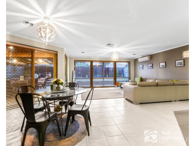 38 Gentle Annie Drive, Blind Bight VIC 3980