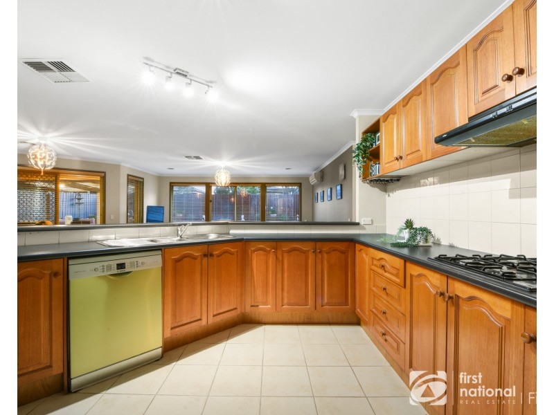 38 Gentle Annie Drive, Blind Bight VIC 3980