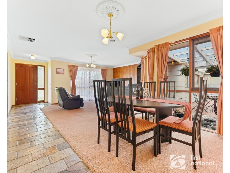23 Lawless Drive, Cranbourne North VIC 3977