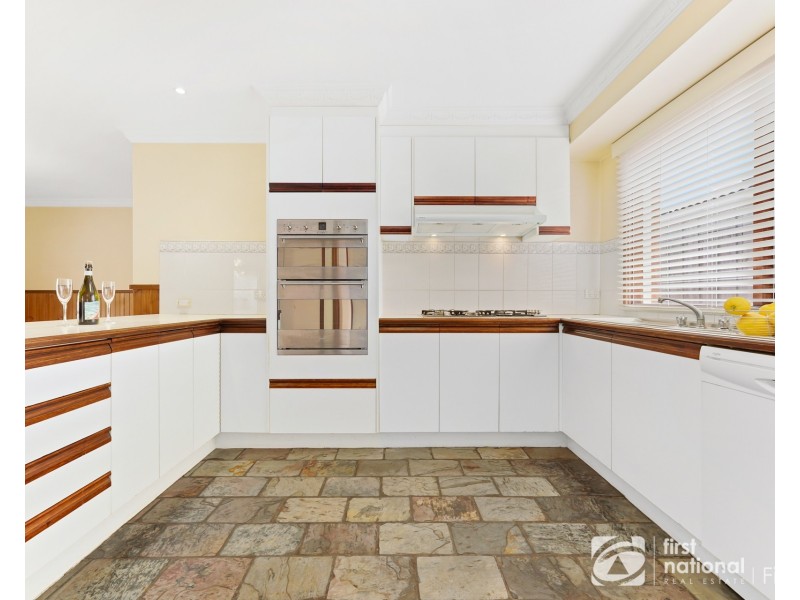 23 Lawless Drive, Cranbourne North VIC 3977