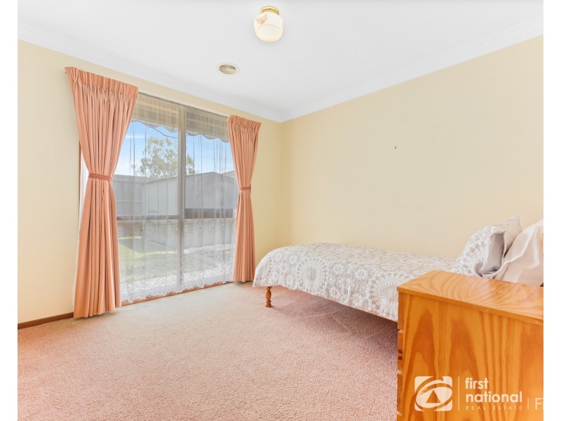 23 Lawless Drive, Cranbourne North VIC 3977