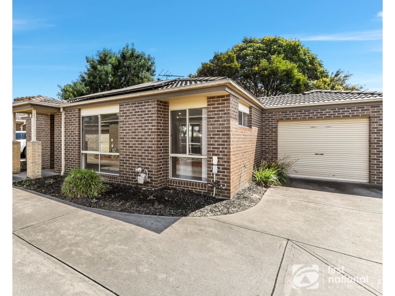 2/7-9 Elizabeth Street, Cranbourne North VIC 3977