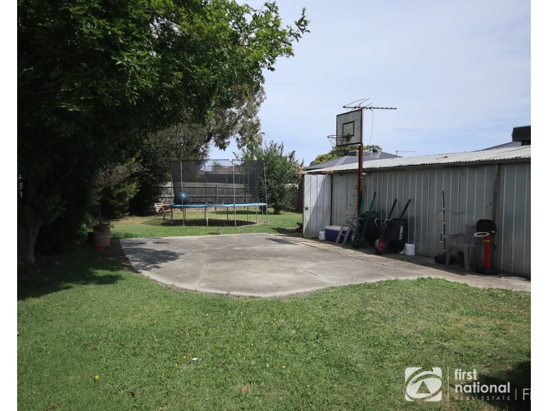 19 Ainsleigh Court, Cranbourne VIC 3977