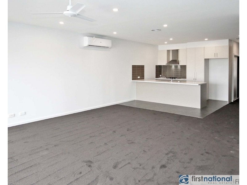21 Push-Pea Way, Cranbourne West VIC 3977