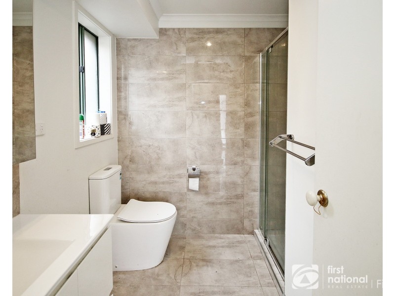 14 Comte Close, Cranbourne West VIC 3977