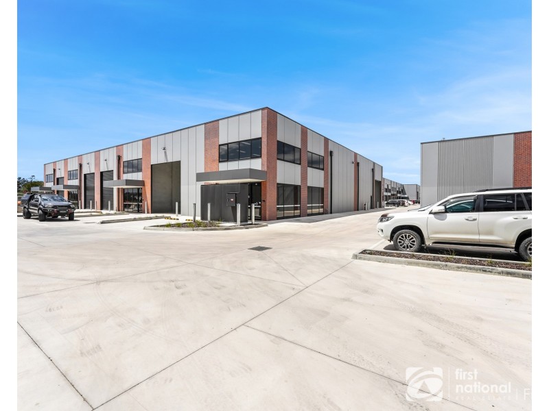 10 Argon Circuit, Clyde North VIC 3978