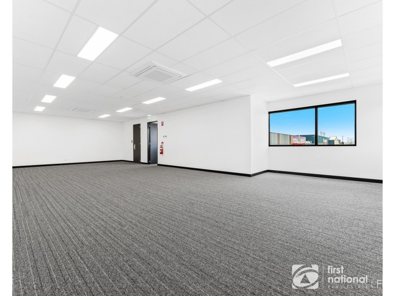 10 Argon Circuit, Clyde North VIC 3978