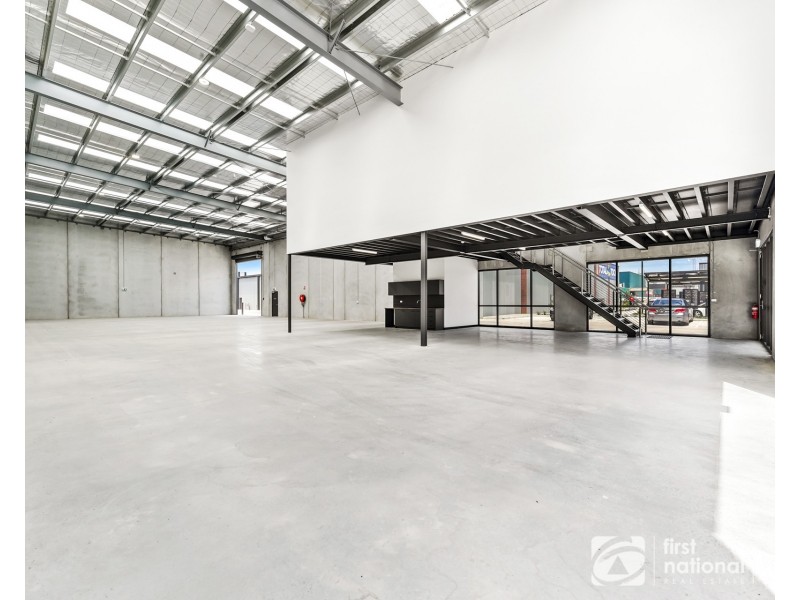 10 Argon Circuit, Clyde North VIC 3978