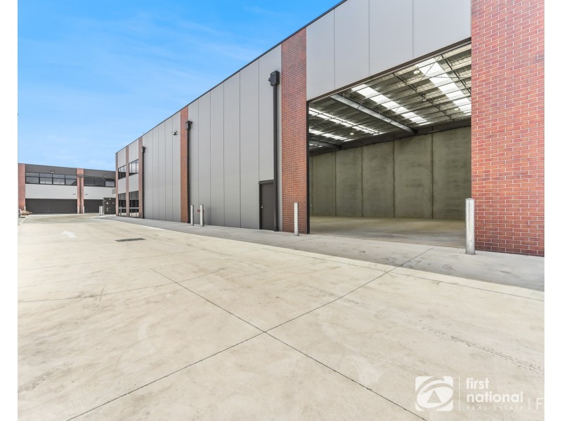 10 Argon Circuit, Clyde North VIC 3978