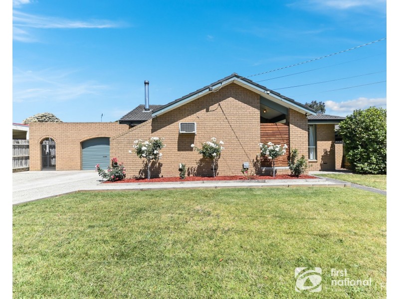 43 James Cook Drive, Cranbourne VIC 3977