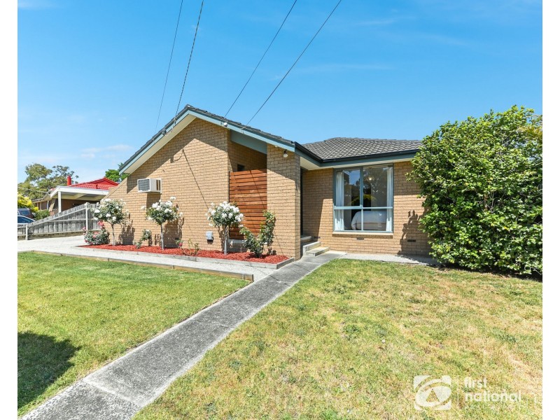 43 James Cook Drive, Cranbourne VIC 3977