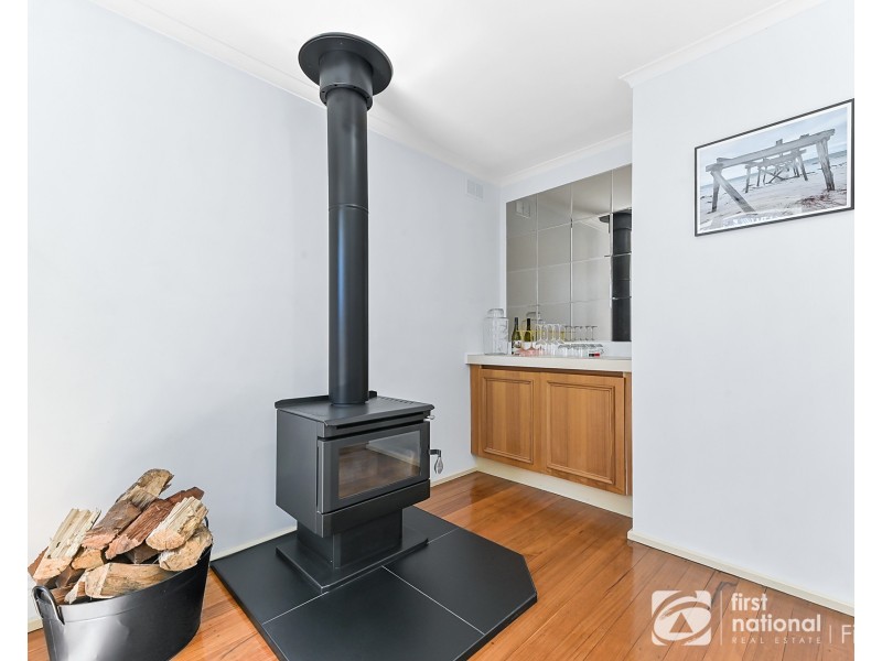 43 James Cook Drive, Cranbourne VIC 3977