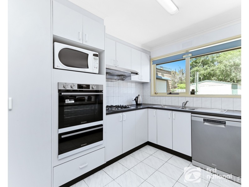 43 James Cook Drive, Cranbourne VIC 3977
