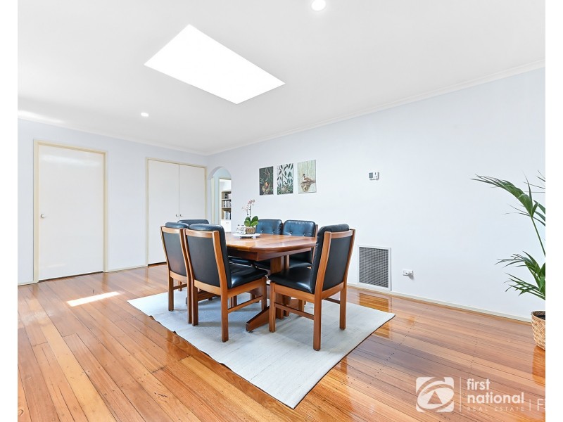 43 James Cook Drive, Cranbourne VIC 3977