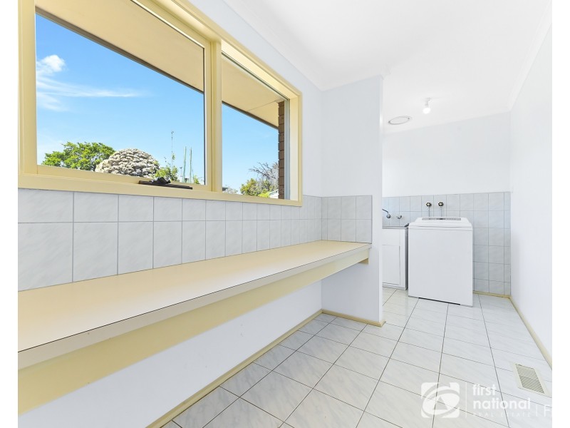 43 James Cook Drive, Cranbourne VIC 3977
