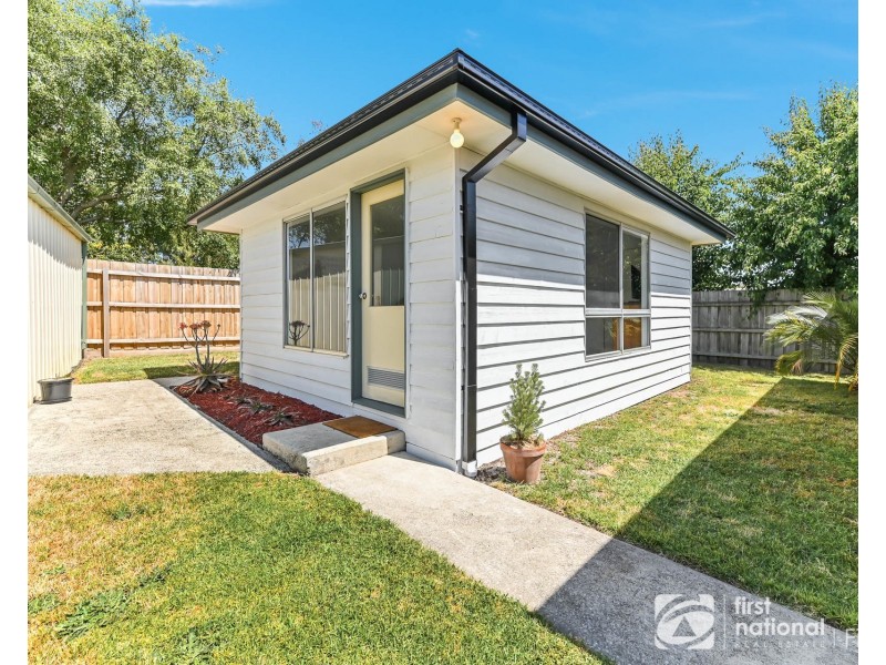 43 James Cook Drive, Cranbourne VIC 3977