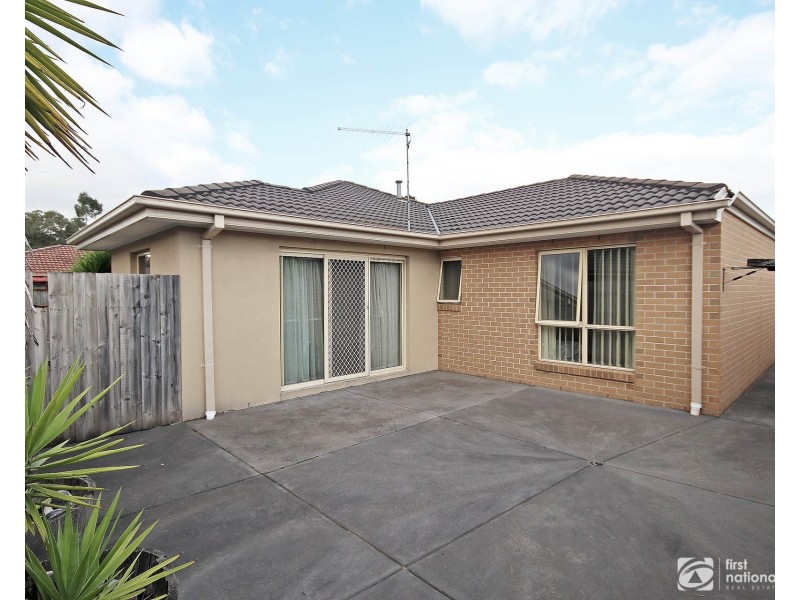8A Bowen Street, Cranbourne VIC 3977