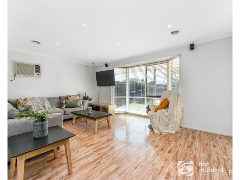 50 Elizabeth Street, Cranbourne North VIC 3977