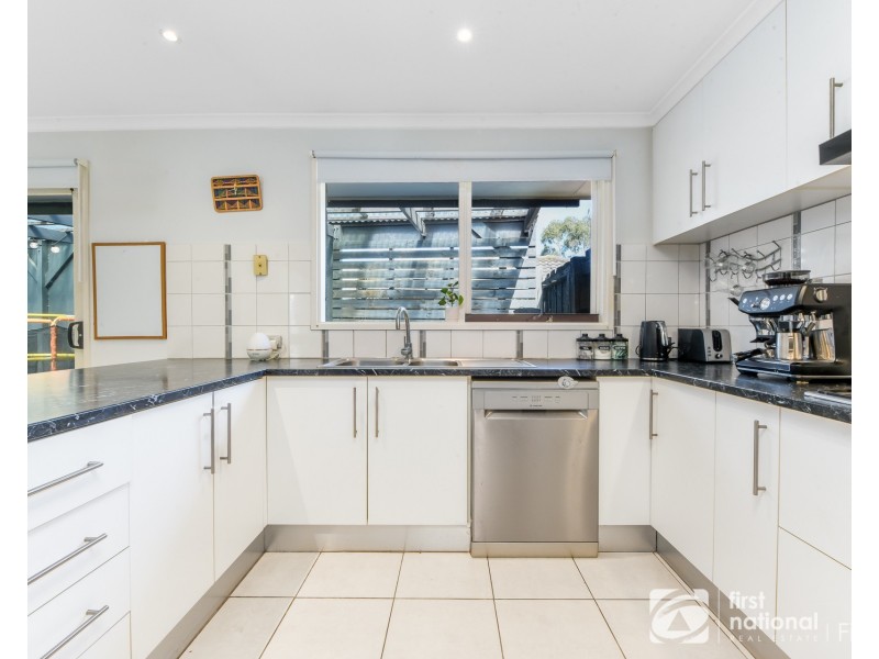 50 Elizabeth Street, Cranbourne North VIC 3977