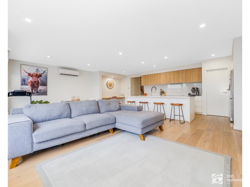 21. Kinross Parade, Clyde North VIC 3978