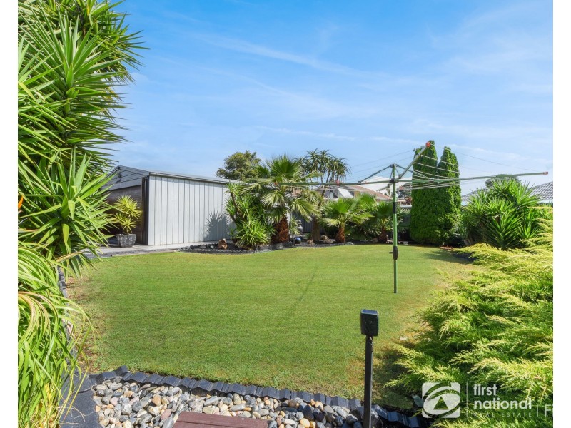 28 Waverley Park Drive, Cranbourne North VIC 3977